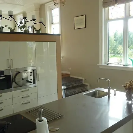 Luxe Woonboerderij In De Natuur. Nieuwkoop