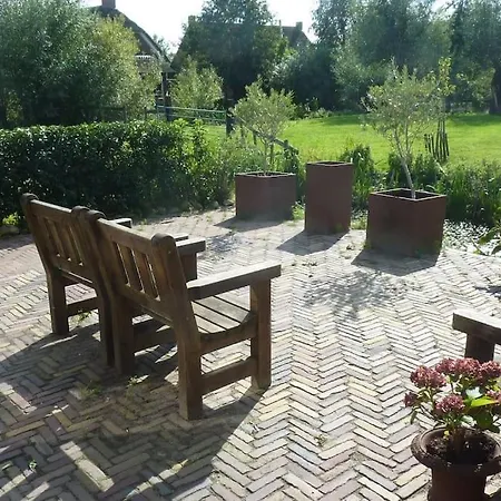 Luxe Woonboerderij In De Natuur. Villa
