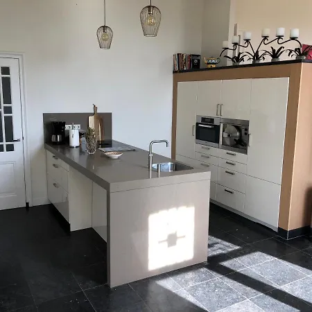 Luxe Woonboerderij In De Natuur. Villa *