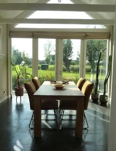 Luxe Woonboerderij In De Natuur. Nieuwkoop