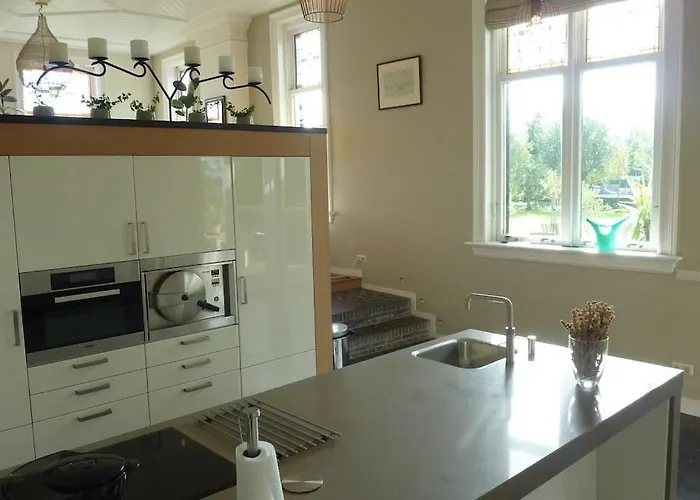 Luxe Woonboerderij In De Natuur. Nieuwkoop