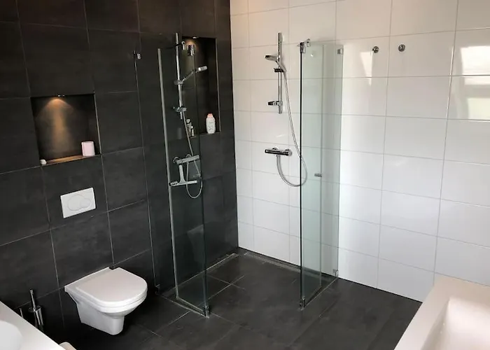 Villa Luxe Woonboerderij In De Natuur. Nieuwkoop