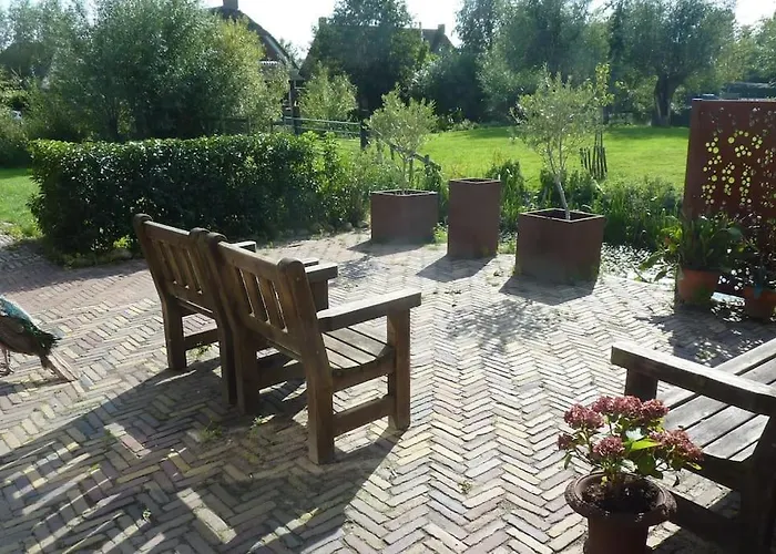 Luxe Woonboerderij In De Natuur. Villa